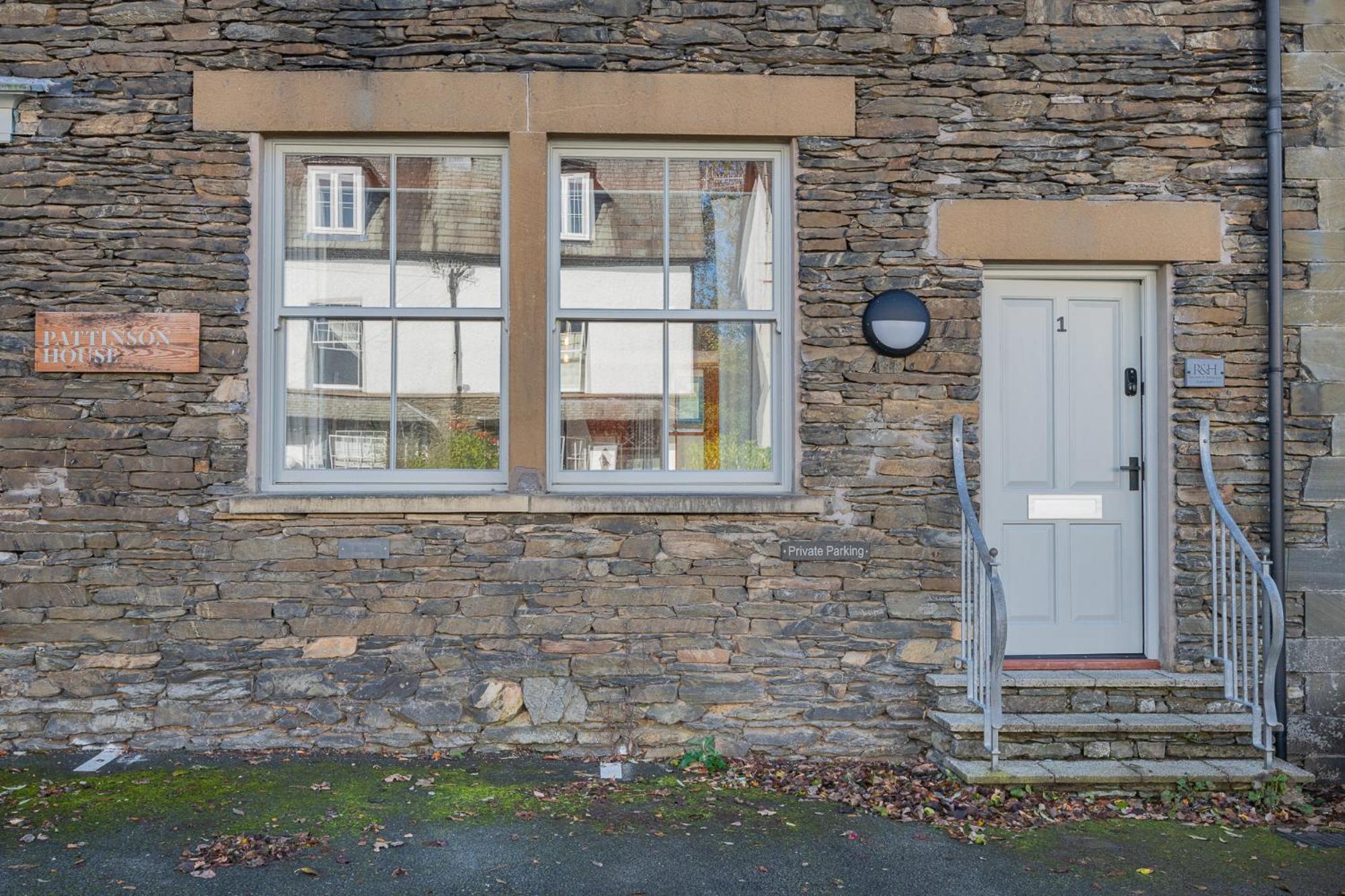 Esperance - Brand New Luxury Studio With Parking Bowness-on-Windermere Εξωτερικό φωτογραφία
